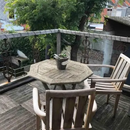 't Achterhuys Apartment *